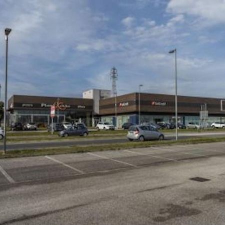 Casa Stanicic Lägenhet Feletto Umberto Exteriör bild